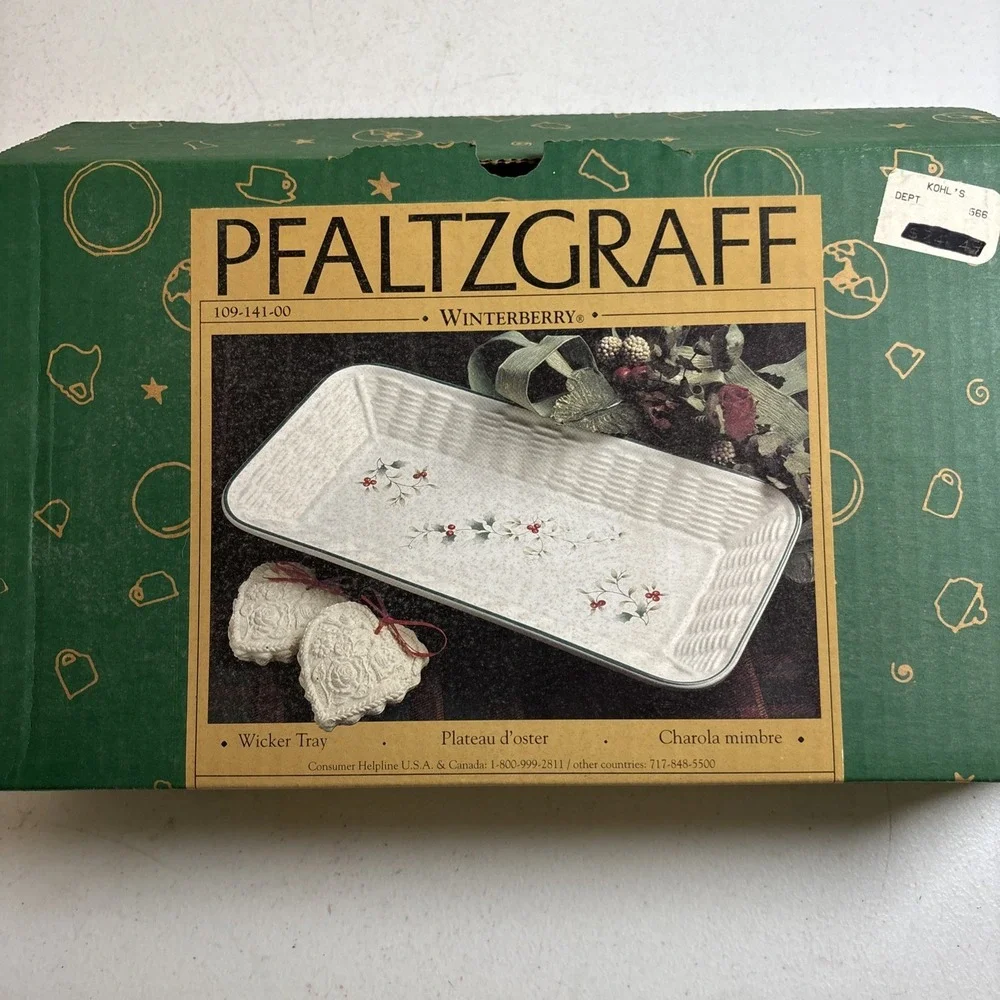 Pfaltzgraff Winterberry Wicker Tray Ceramic  109-141-00 NEW Open Box